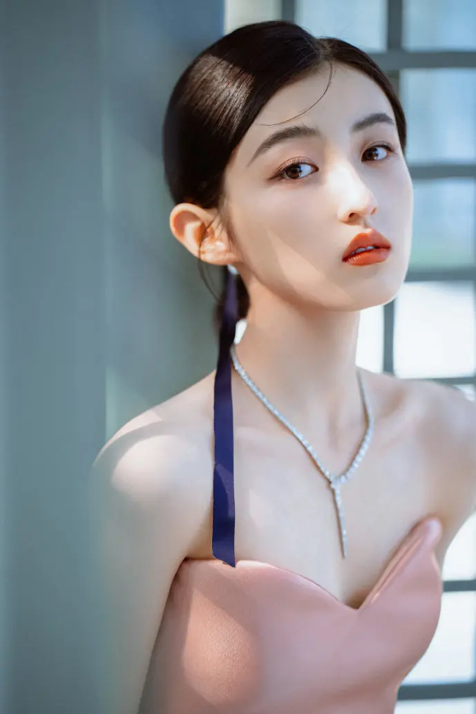 数字内容产业链数据图谱